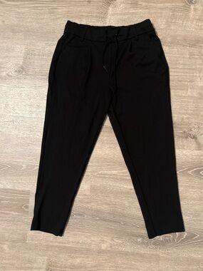 Women’s Black Drawstring Jogger Pants